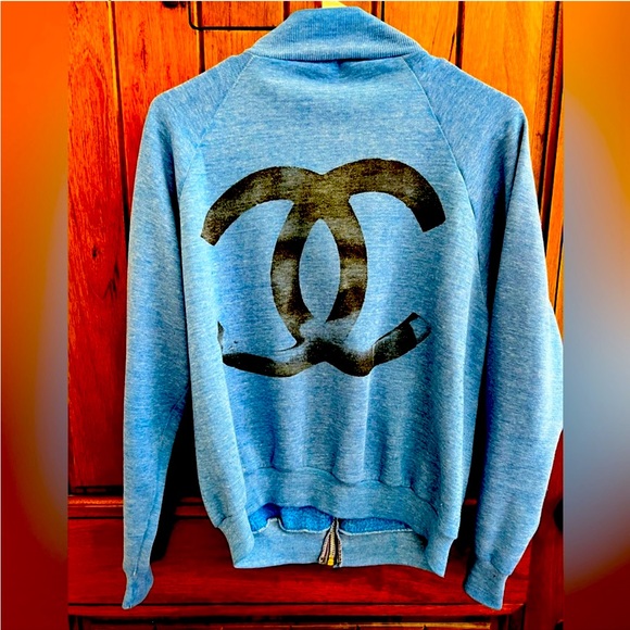 Blue cotton sweater cute & comfy ⛔️NO TRADE, NO RETURN. - Picture 1 of 8